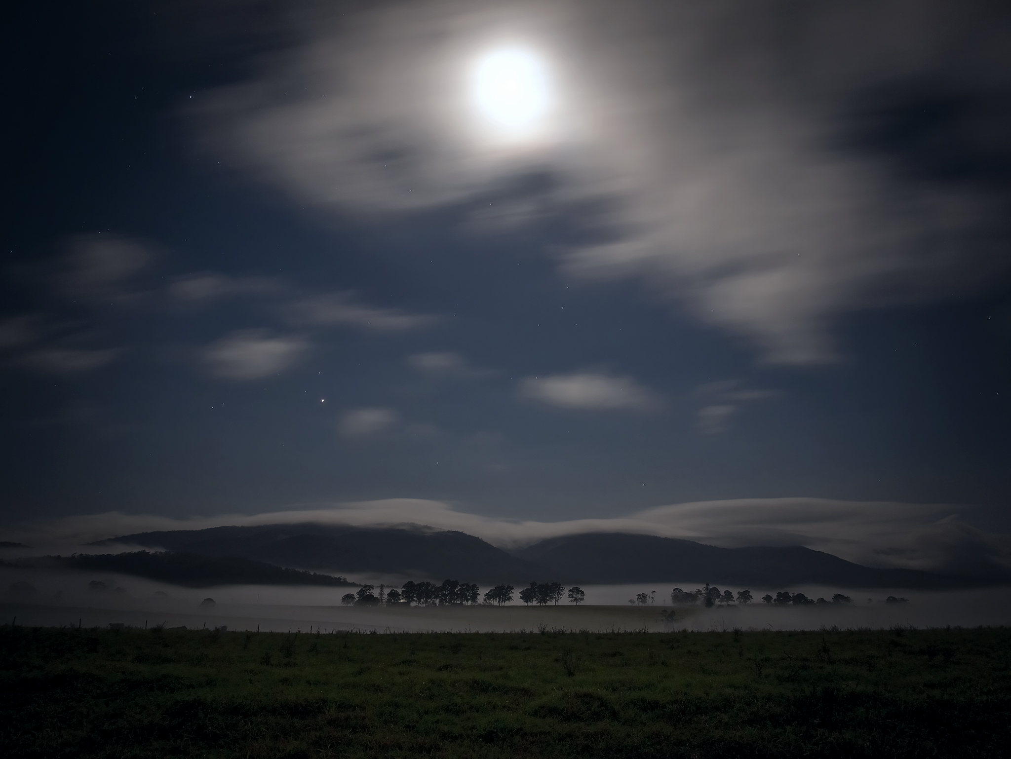 You are currently viewing Fog Under a Full Moon